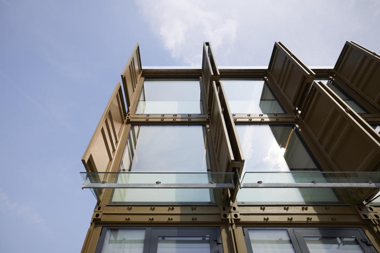 Tin Inn Montabaur L Einfach Gut - Das Hotel Aus Hochwertig Ausgebauten Ueberseecontainern Eksteriør billede
