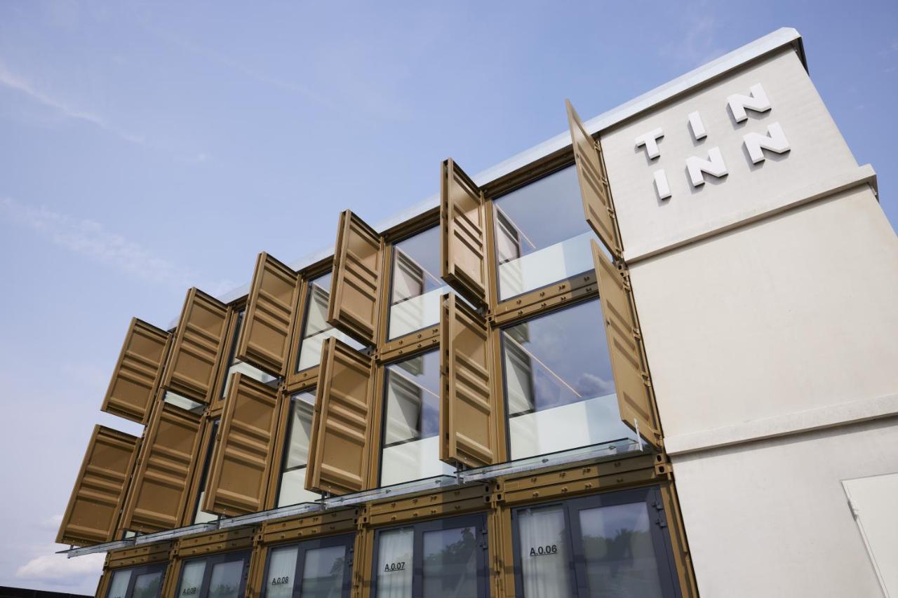 Tin Inn Montabaur L Einfach Gut - Das Hotel Aus Hochwertig Ausgebauten Ueberseecontainern Eksteriør billede